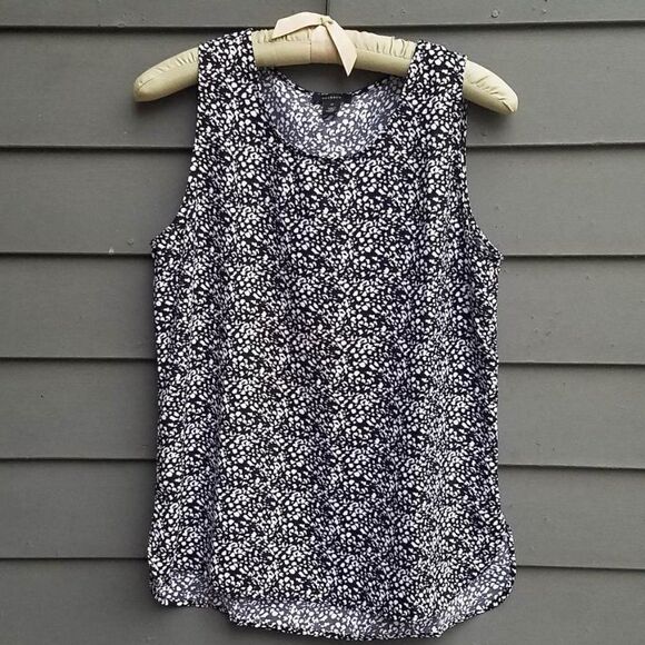 Halogen Black/White Floral Pop Top Size Medium - Picture 4 of 4